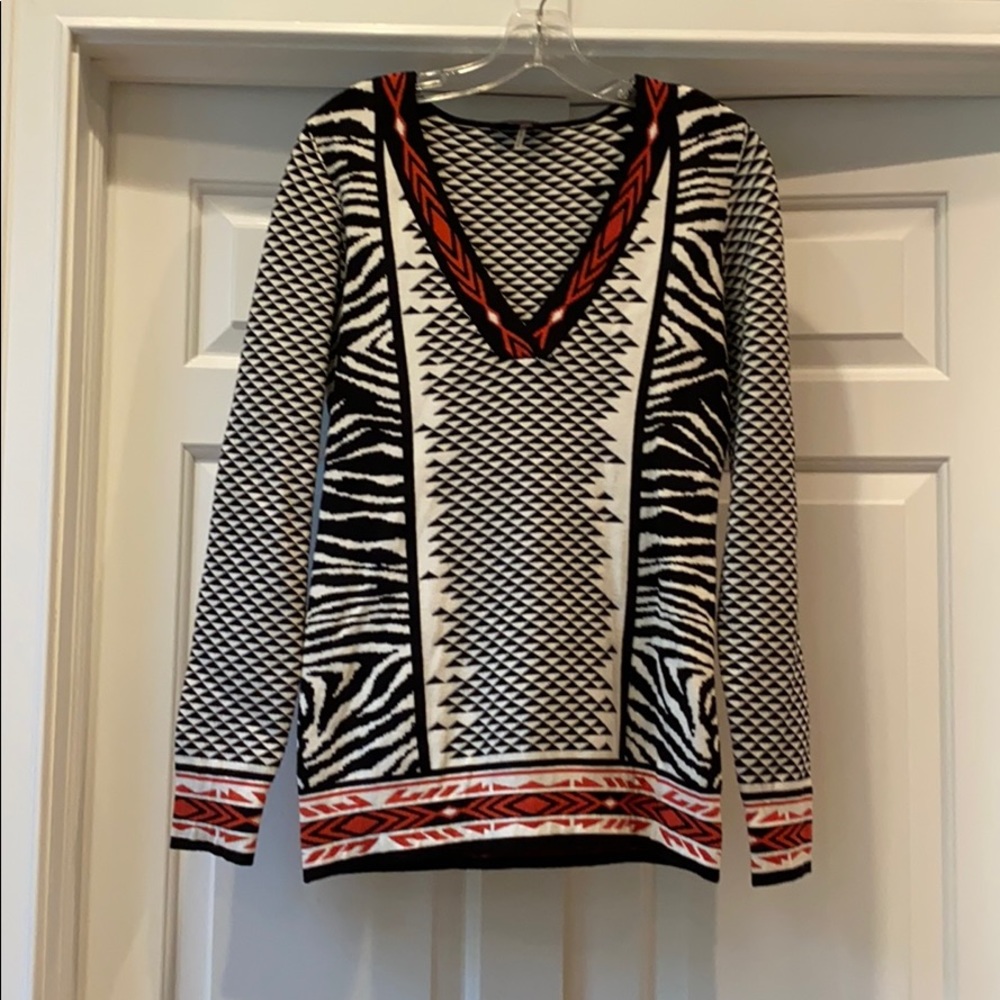 Cool Pattern Sweater - image 1